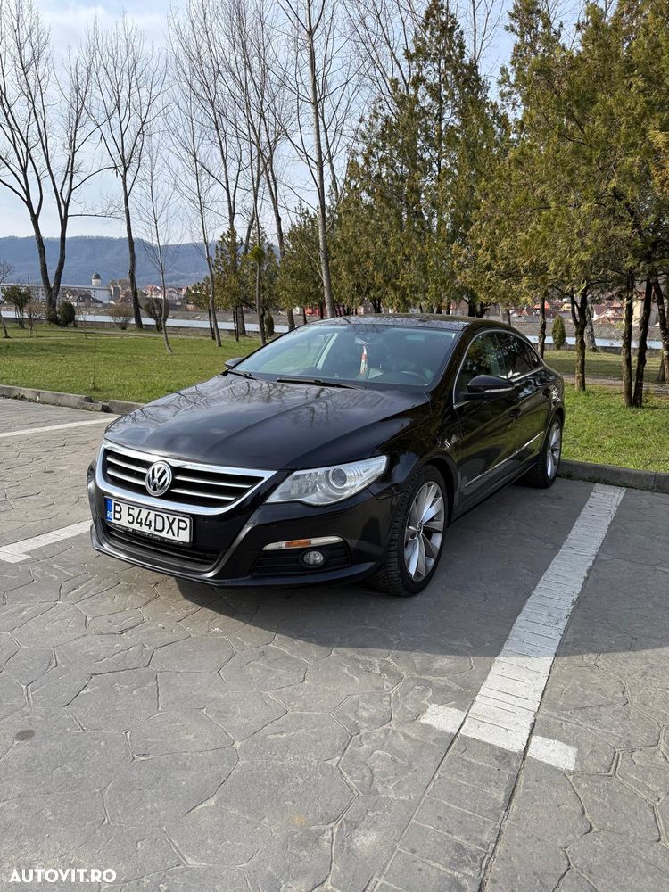 Volkswagen Passat CC - 11