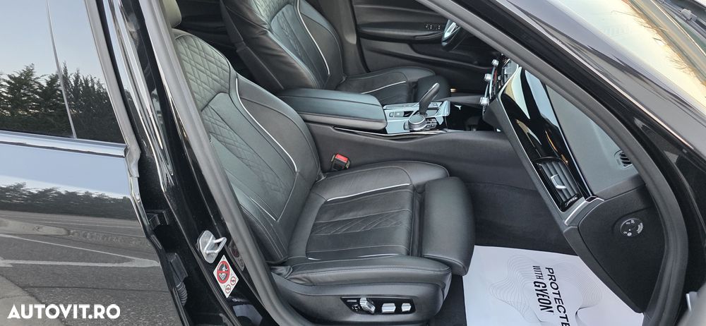 BMW Seria 5 520d xDrive Aut. Luxury Line - 27