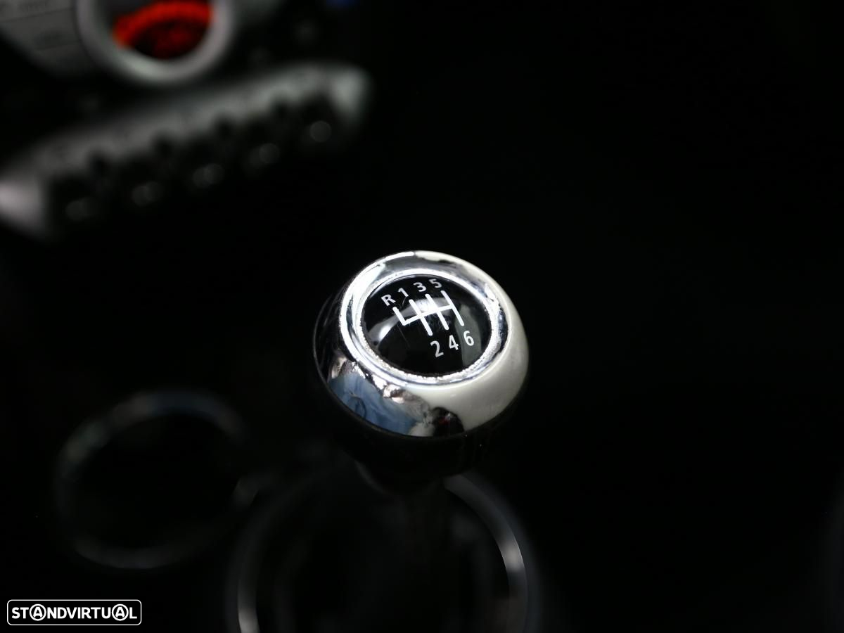 MINI 3 Portas Cooper D - 14