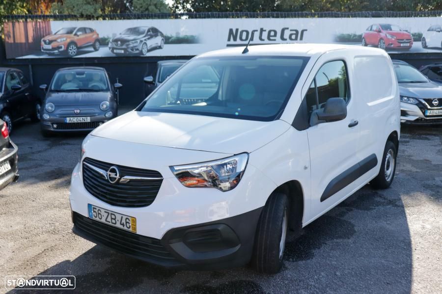 Opel Combo 1.5 CDTI L1H1 3L Essentia - 2