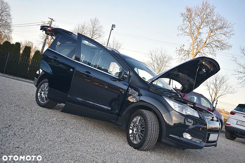 Ford Kuga 2.0 TDCi 2x4 Titanium - 17