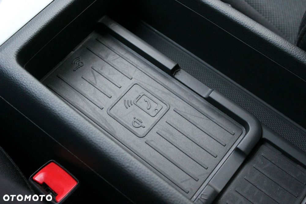 Audi A4 Avant 35 TDI mHEV S tronic - 26
