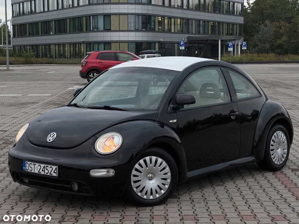 Volkswagen New Beetle - 1