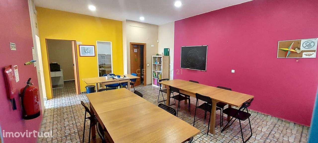 Trespasse – Espaço de Estudo em Funcionamento | Algueirão-Mem Martins - Grande imagem: 2/18