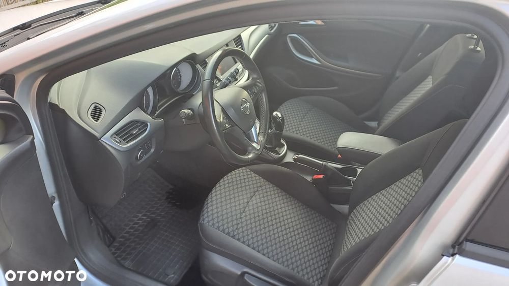 Opel Astra 1.5 CDTI Edition S&S - 12