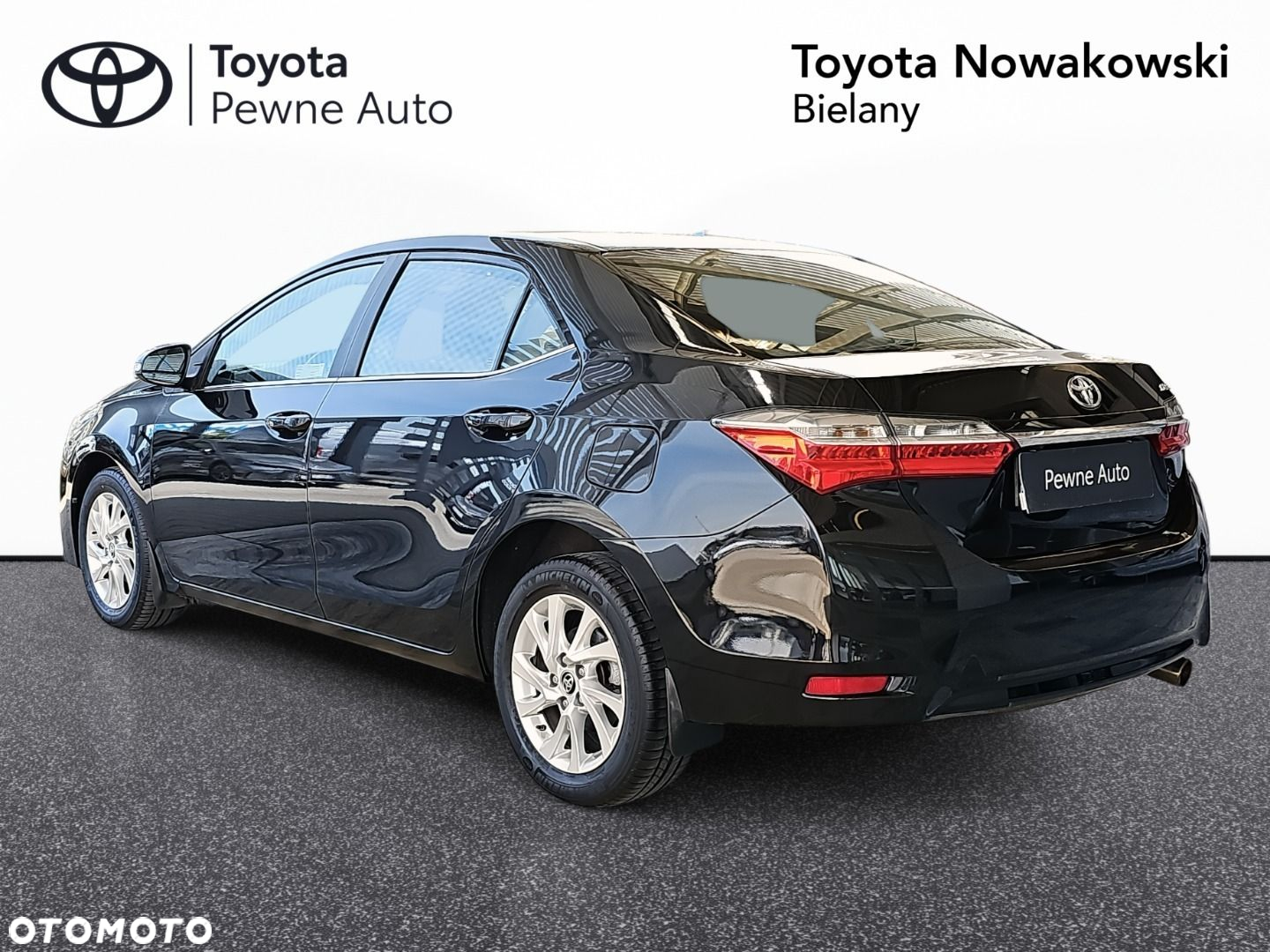 Toyota Corolla - 2