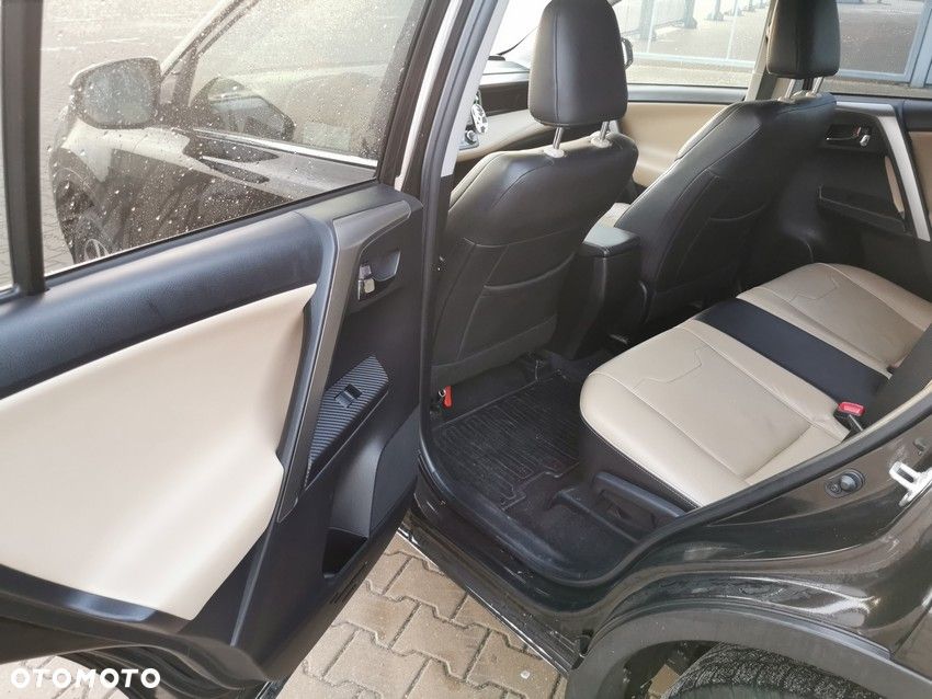 Toyota RAV4 2.0 Premium 4x4 MS - 19