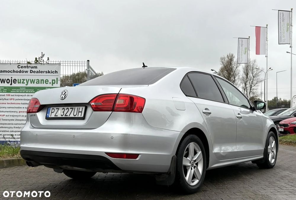 Volkswagen Jetta 1.4 TSI Comfortline - 8