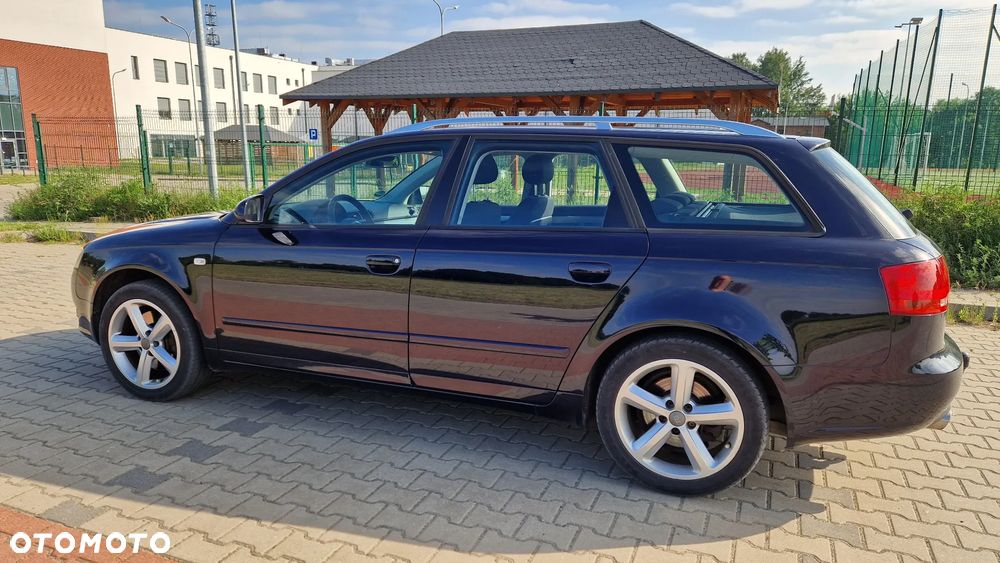 Audi A4 Avant - 23