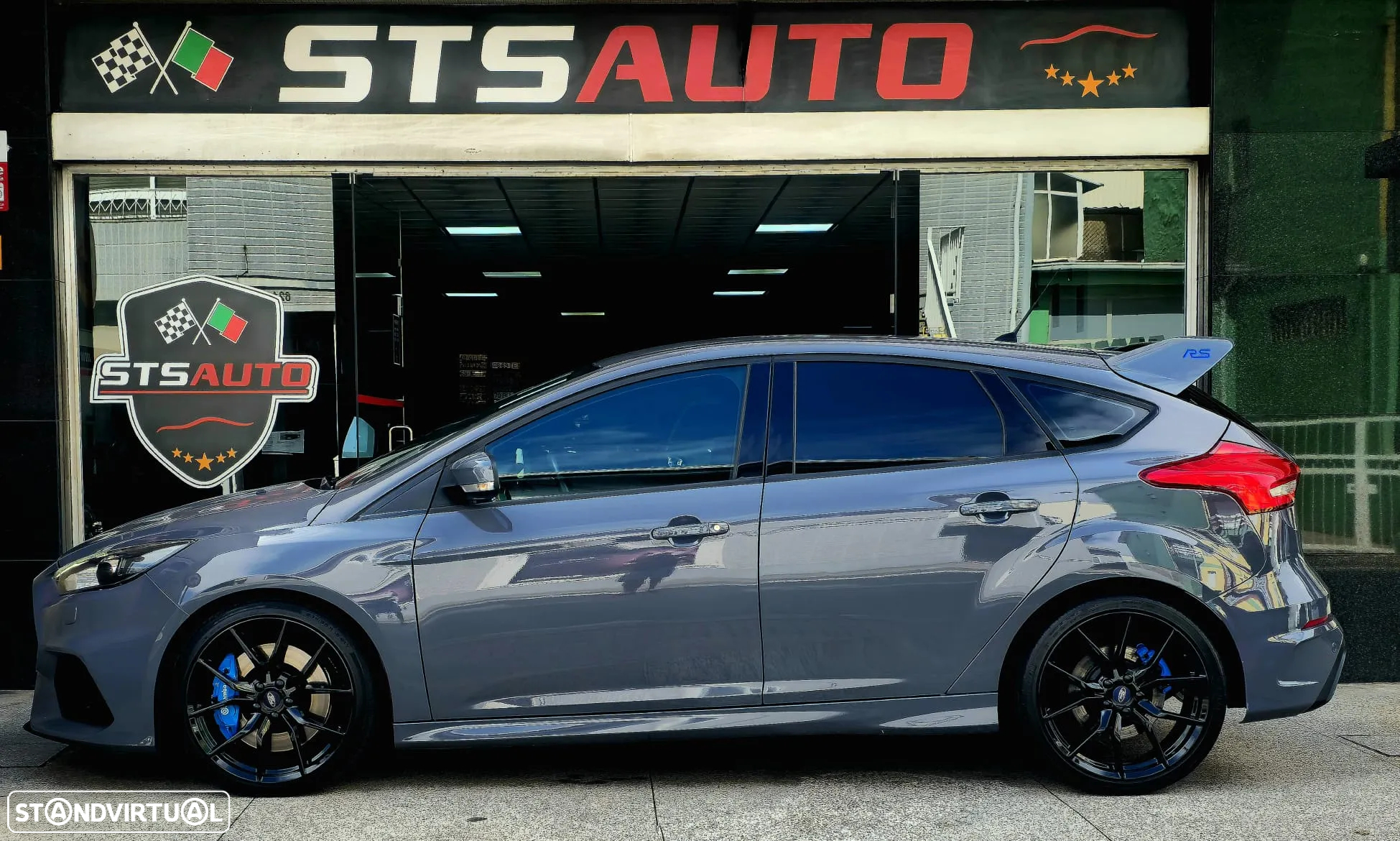 Ford Focus 2.3 EcoBoost RS - 16