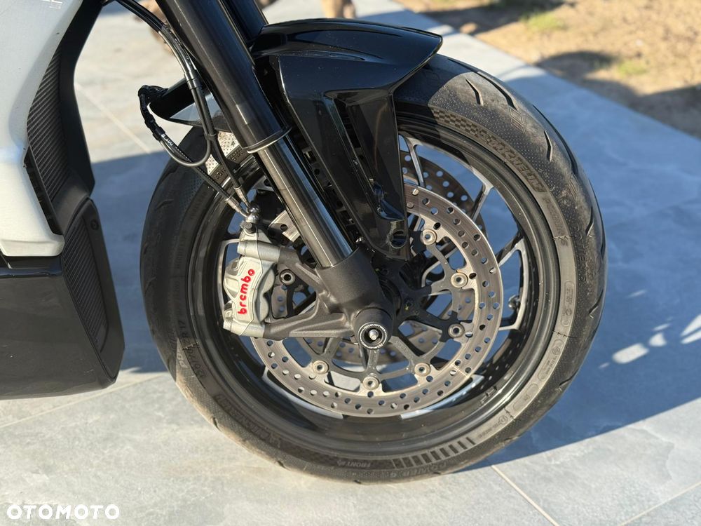 Ducati Diavel - 21