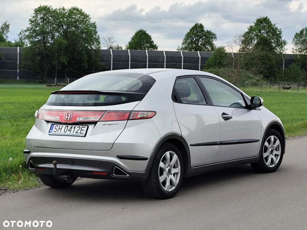 Honda Civic 1.4 i-VTEC - 3