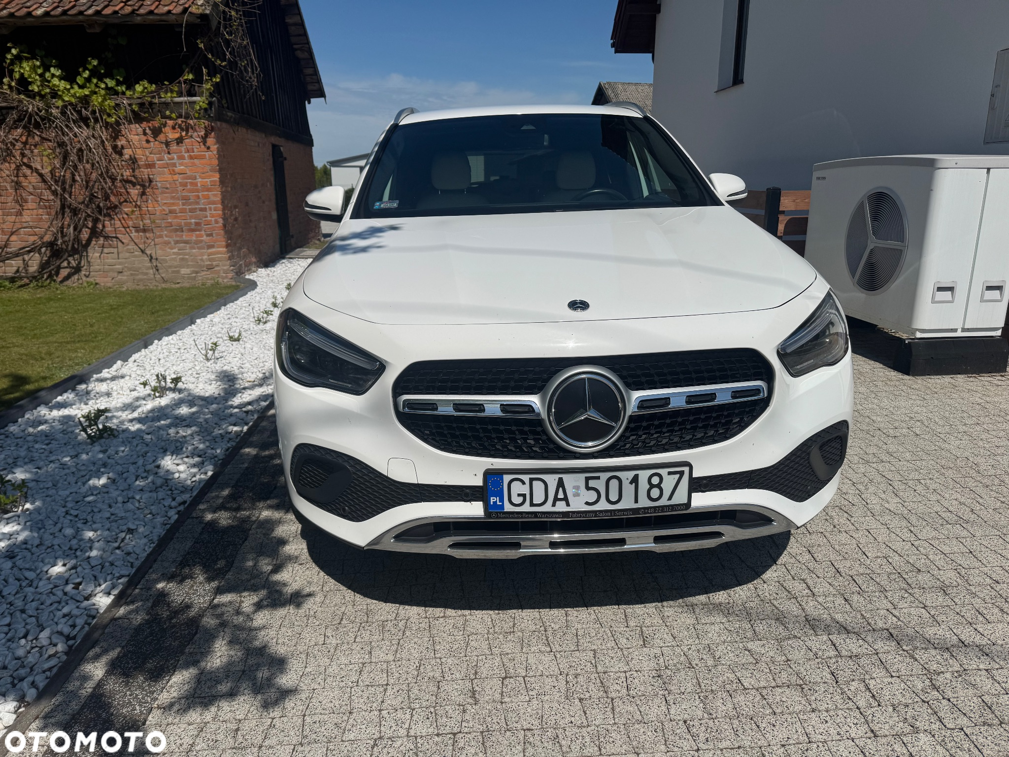 Mercedes-Benz GLA 200 - 9
