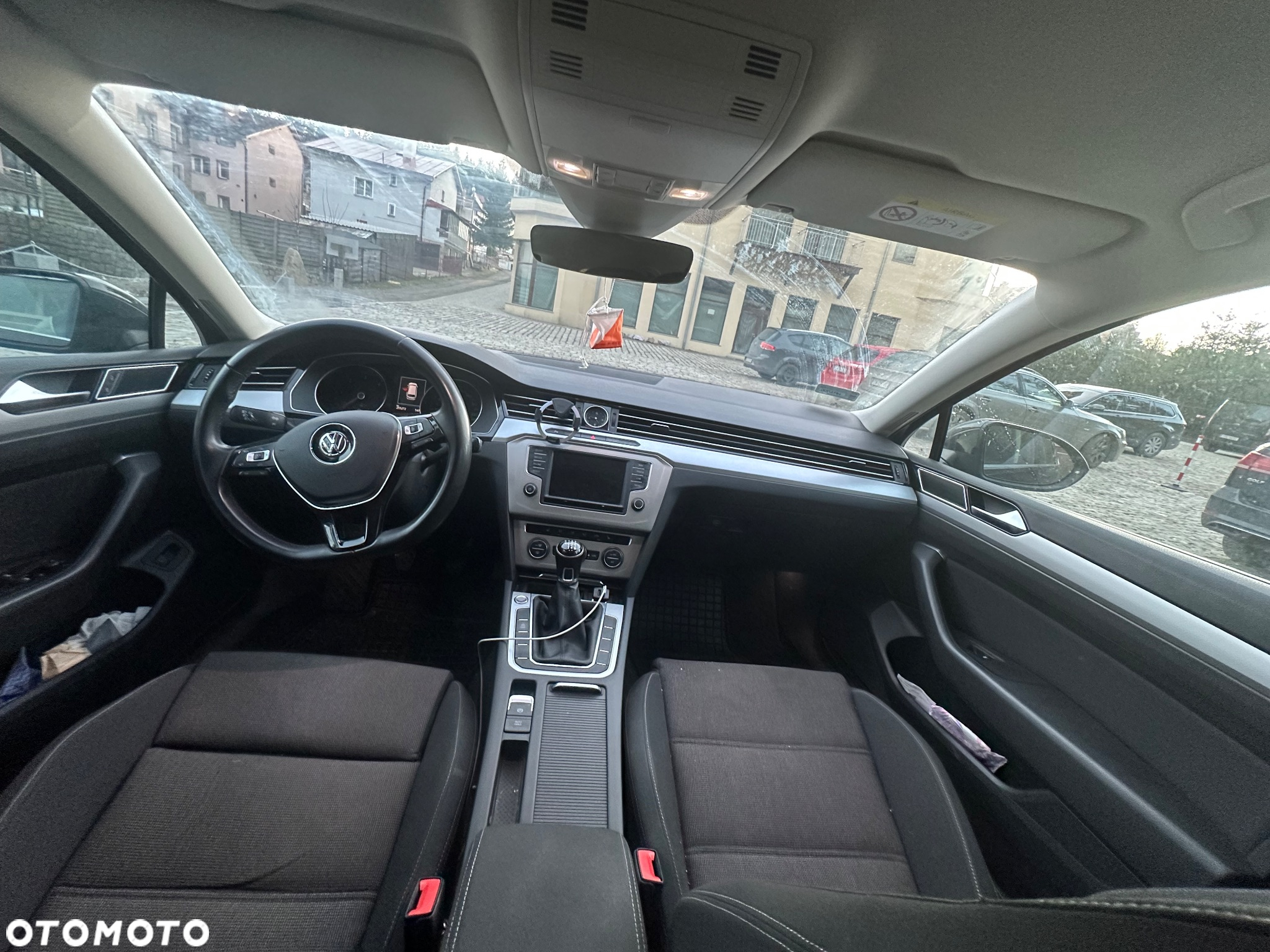 Volkswagen Passat 2.0 TDI BMT Comfortline - 13