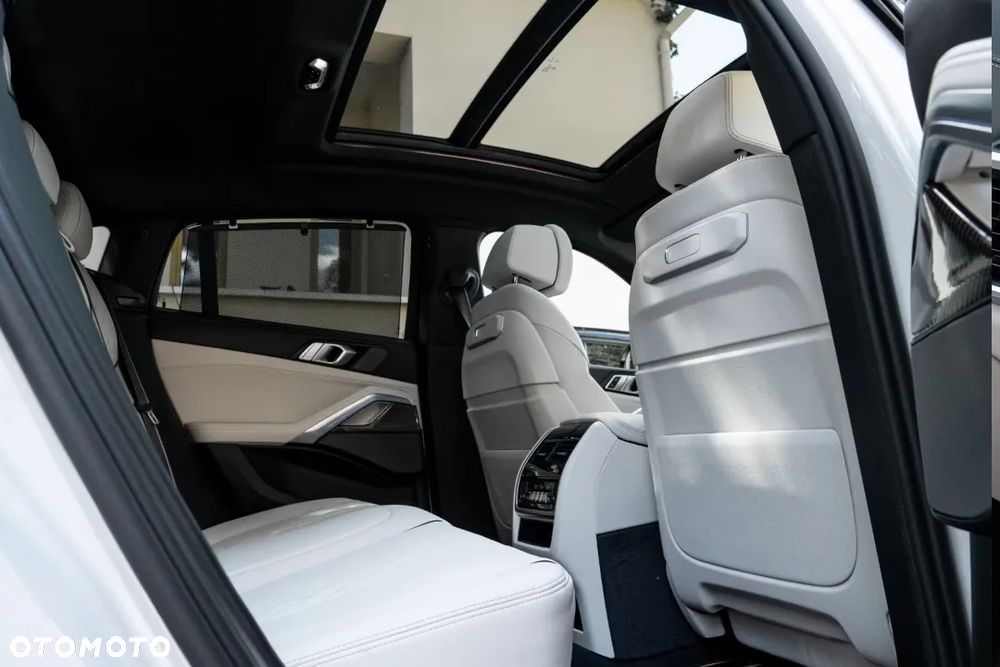 BMW X6 xDrive40d mHEV sport - 24