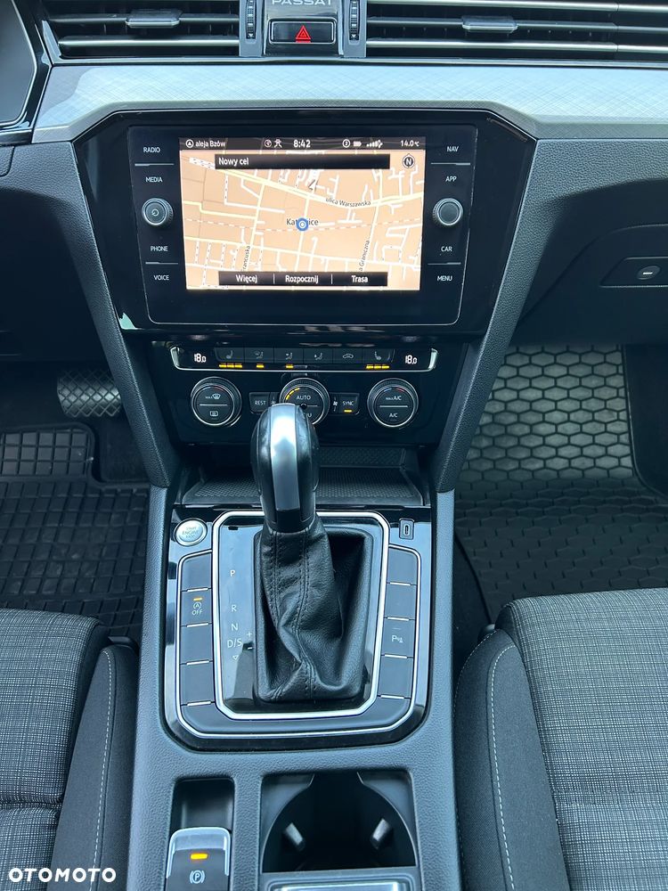 Volkswagen Passat 1.5 TSI EVO Business DSG - 26