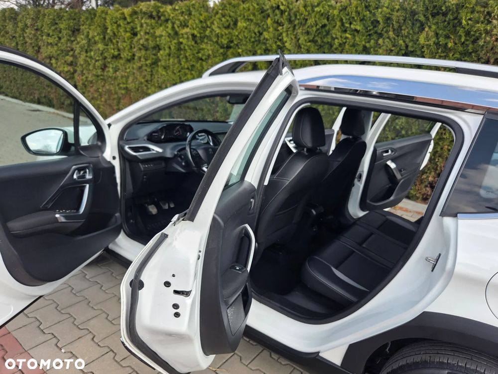 Peugeot 2008 PureTech 110 Stop&Start Urban Move - 24