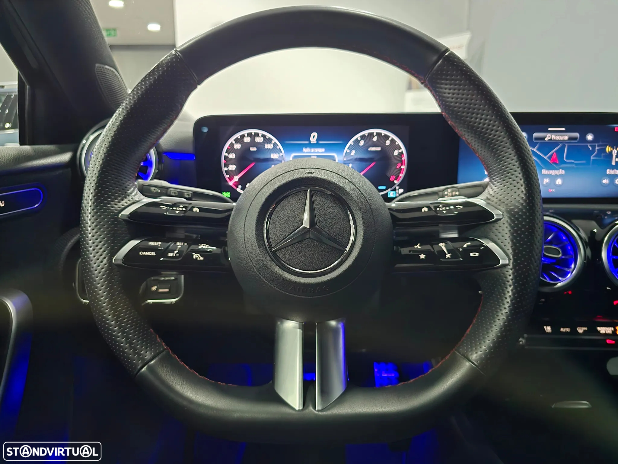 Mercedes-Benz A 200 AMG Line Aut. - 20
