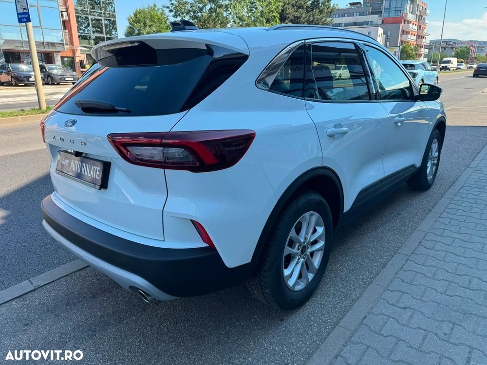 Ford Kuga 1.5 EcoBoost A8 FWD Titanium - 11