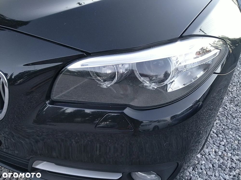BMW Seria 5 530d xDrive - 9
