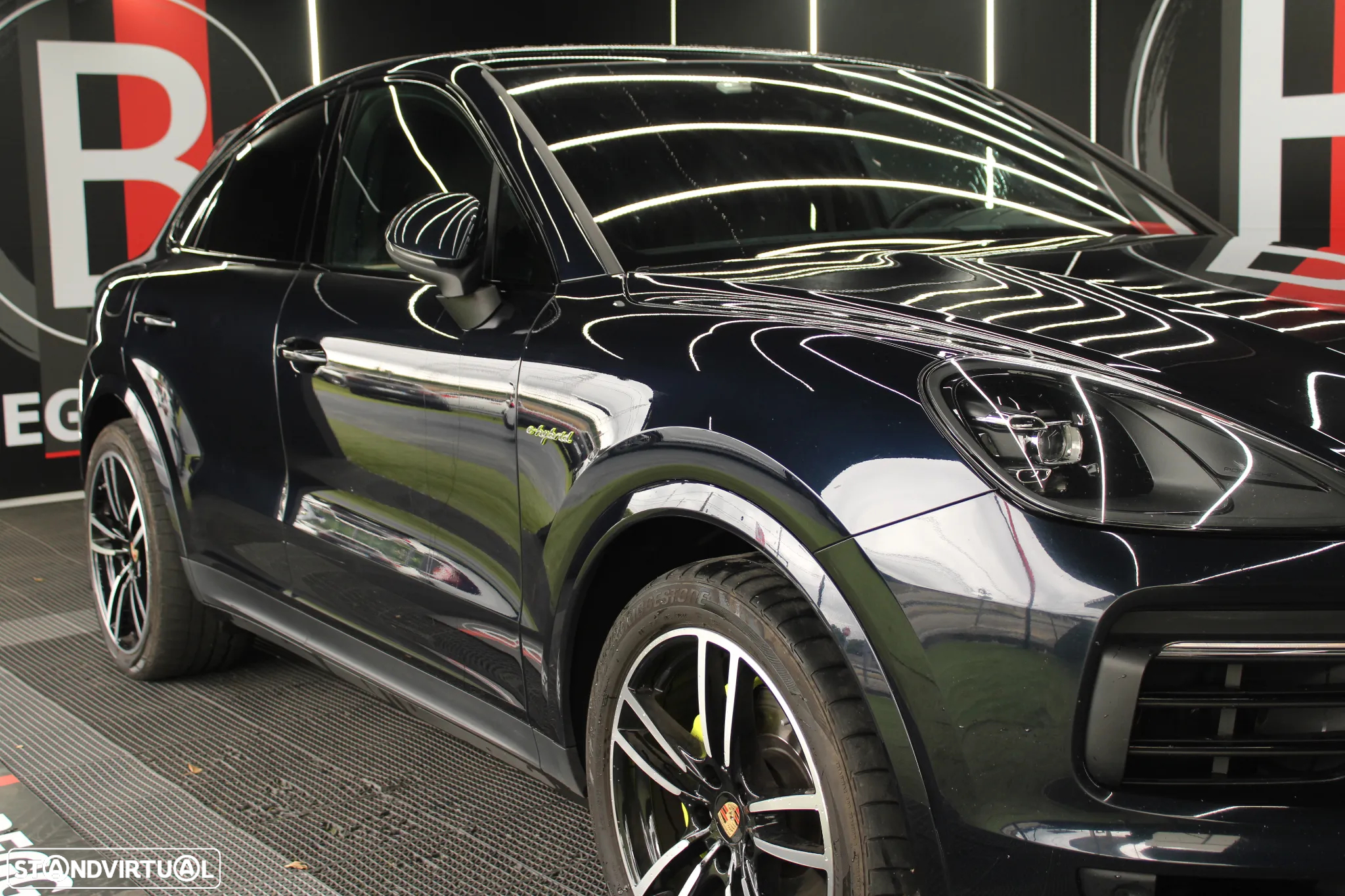 Porsche Cayenne Coupé E-Hybrid - 5