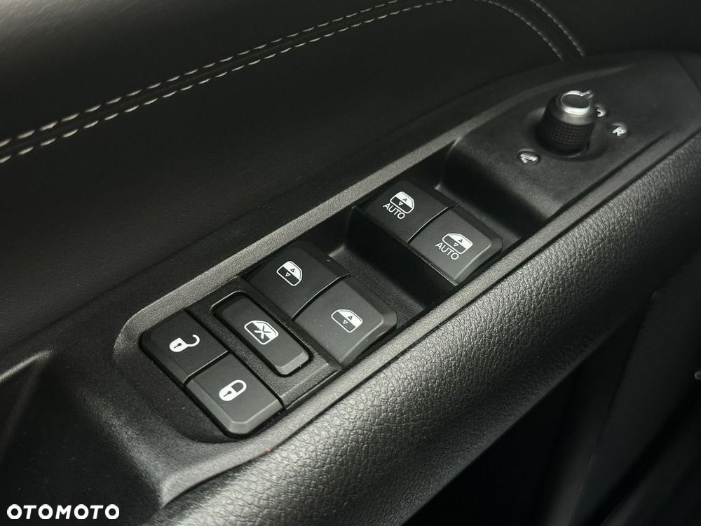 Jeep Compass - 22