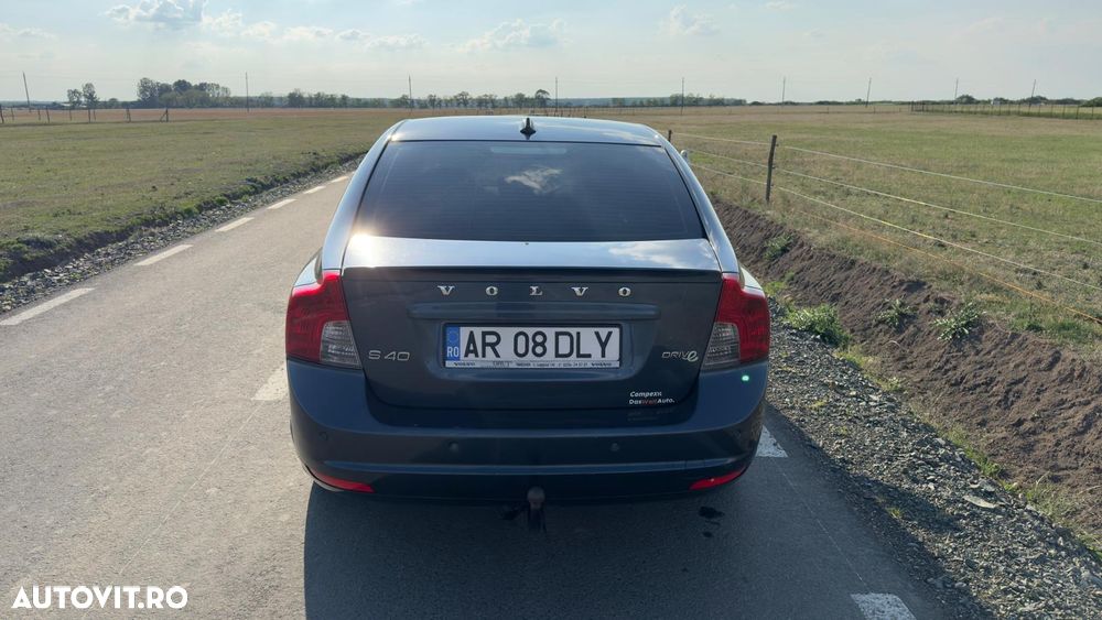 Volvo S40 1.6 D Summum - 5