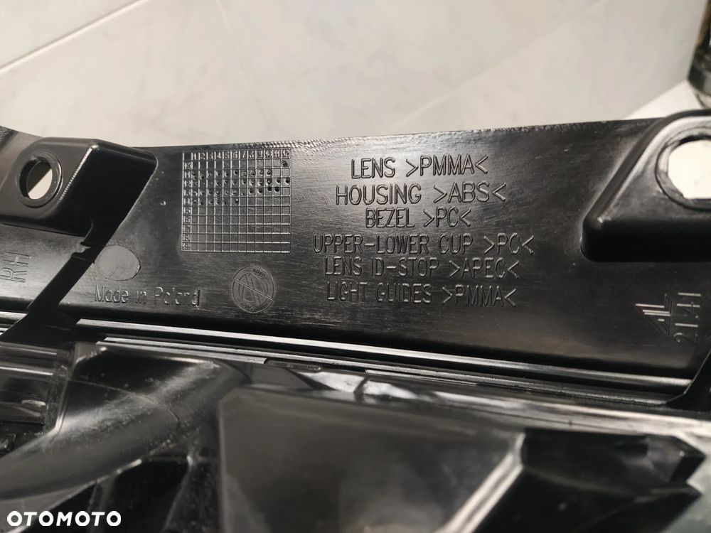 LANCIA YPSILON III LAMPA PRAWY TYŁ PRAWA TYLNA ORYGINAŁ - 5