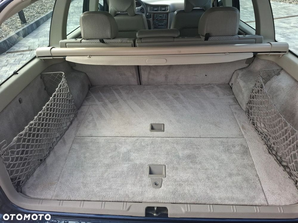 Volvo V70 - 26