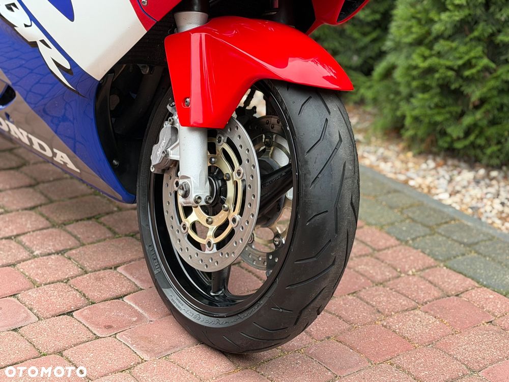 Honda CBR - 22