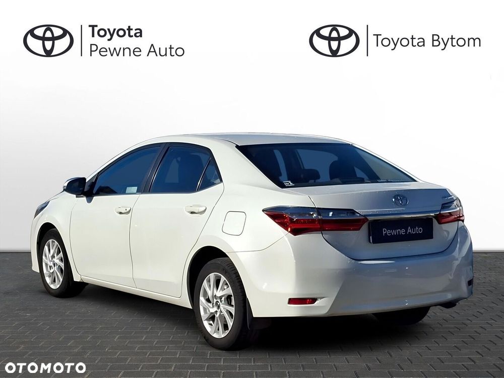 Toyota Corolla 1.6 Classic Plus - 3