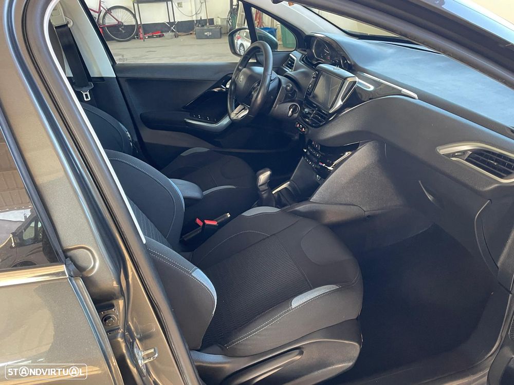 Peugeot 208 e-HDi FAP 92 Stop&Start Allure - 17