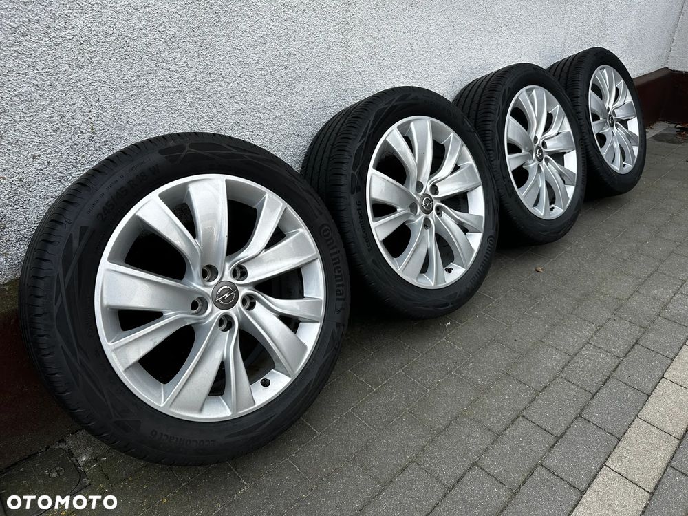 245 45 18 / 5x115 / OPEL Insignia B Zafira Astra Antara CHEVROLET / CONTINENTAL - 1