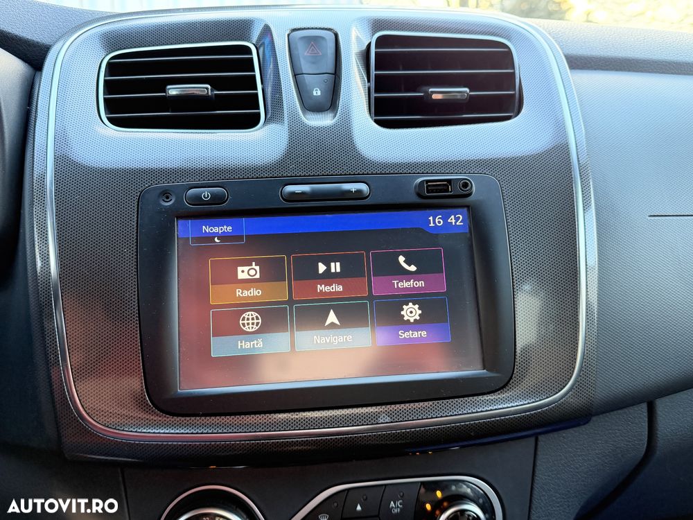 Dacia Logan 1.5 dCi Stepway - 11