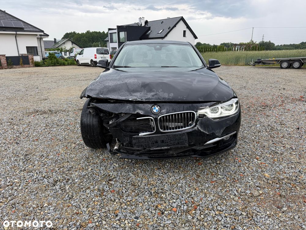 BMW Seria 3 318d Luxury Line - 2