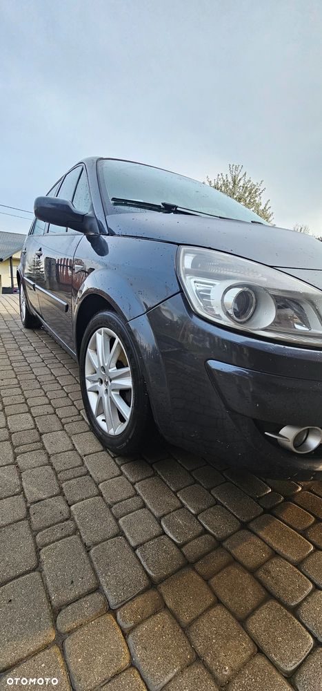 Renault Scenic 1.9 dCi Tech Run - 3