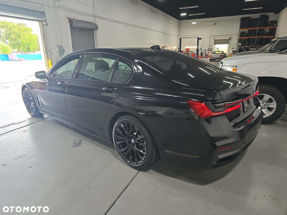 BMW Seria 7 - 4