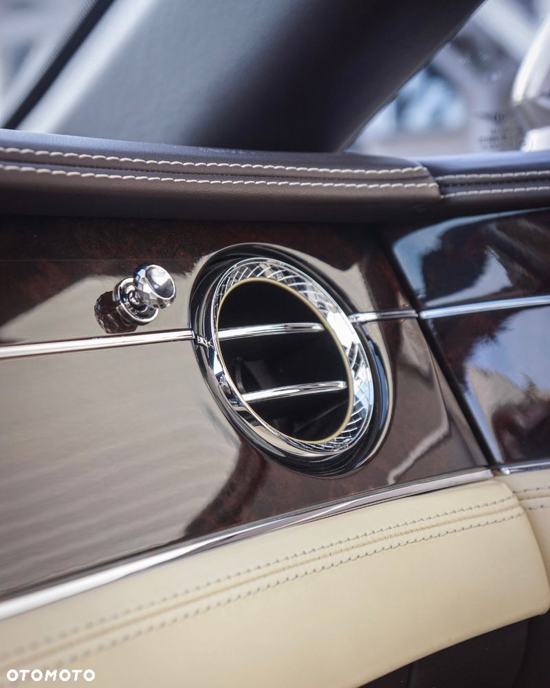 Bentley Continental GT - 13