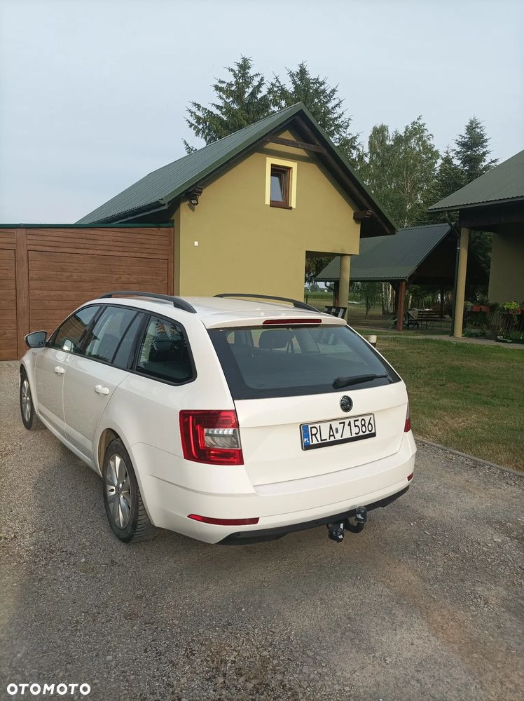 Skoda Octavia 1.5 TSI ACT Ambition - 3