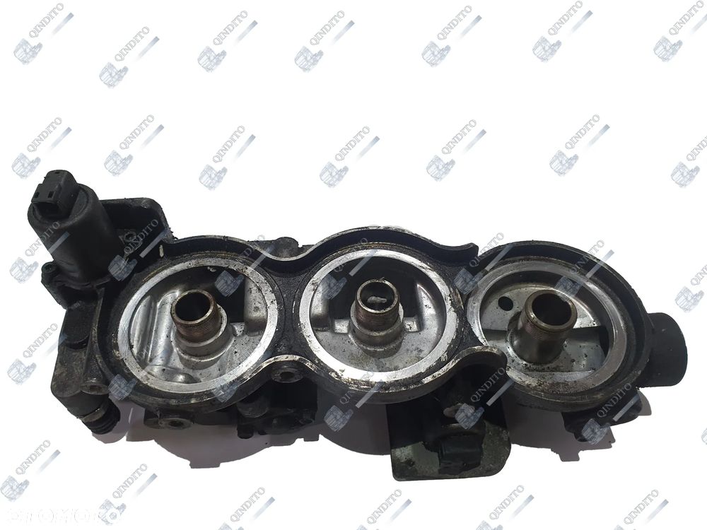 PODSTAWA FILTRA OLEJU VOLVO FH FM RENAULT  21304735 21905151 21248590 - 9