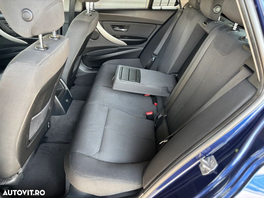 BMW Seria 3 316d Touring Aut. - 29