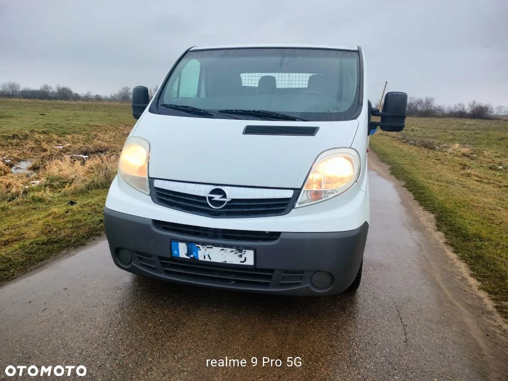 Opel Vivaro - 2