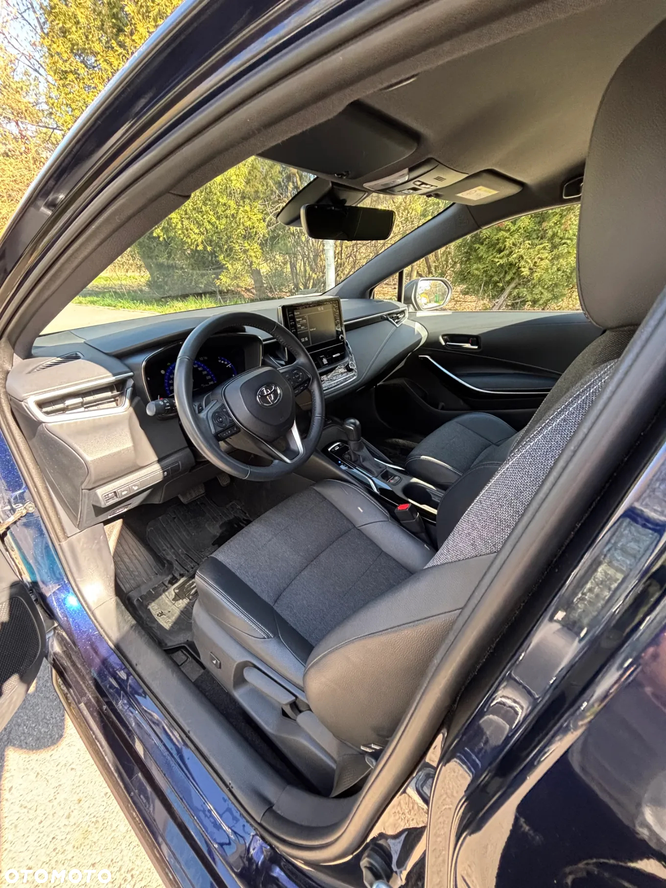 Toyota Corolla 2.0 Hybrid Style - 14