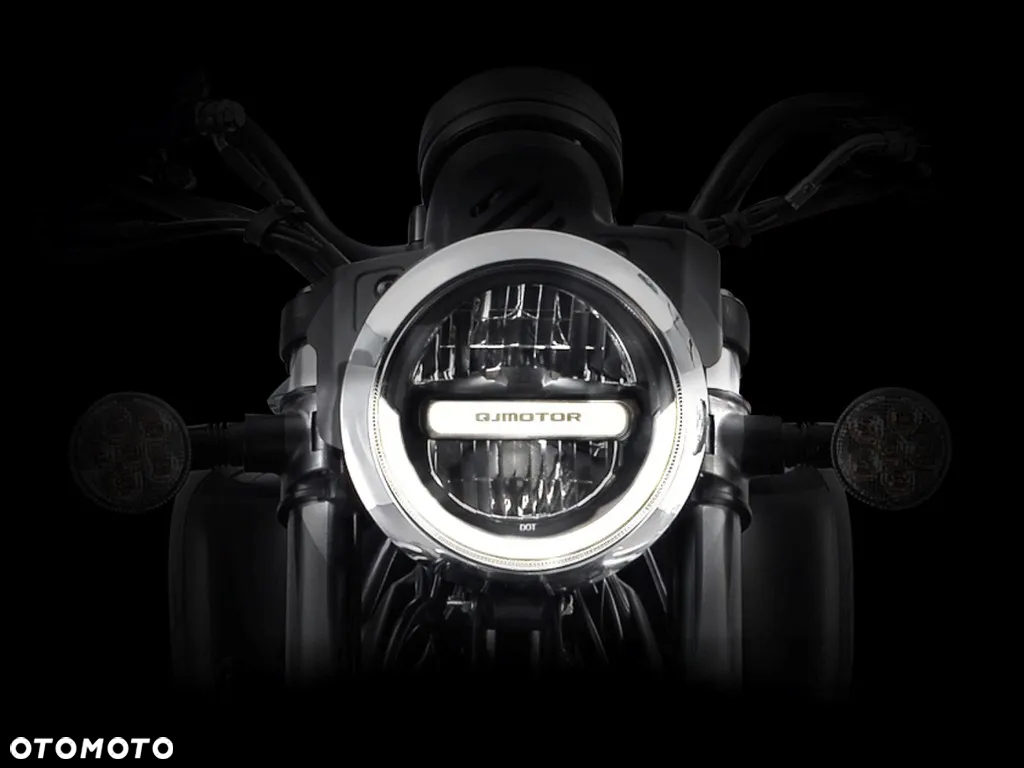 QJMOTOR SRV 125 - 7