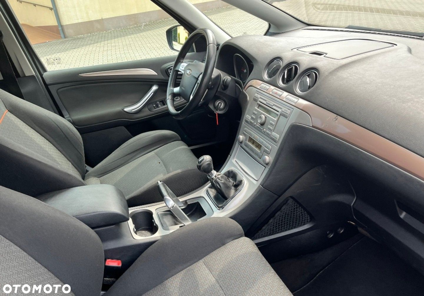Ford S-Max - 18