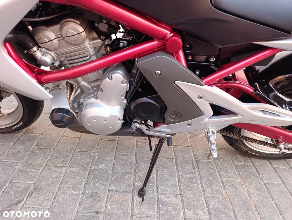 Kawasaki ER - 16