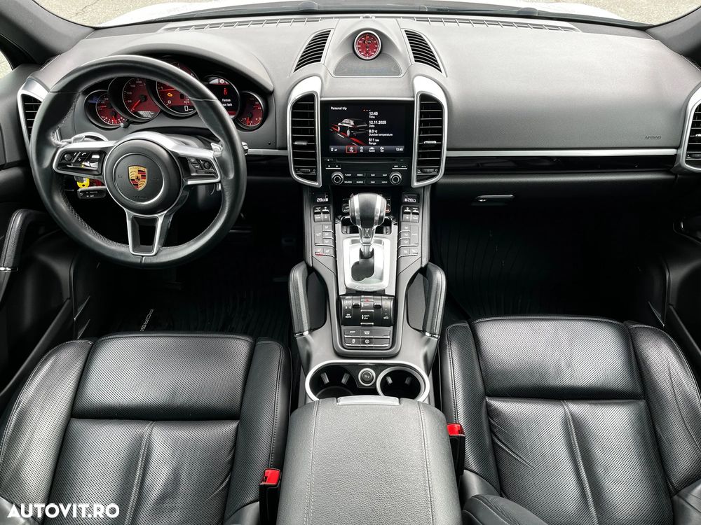 Porsche Cayenne - 14