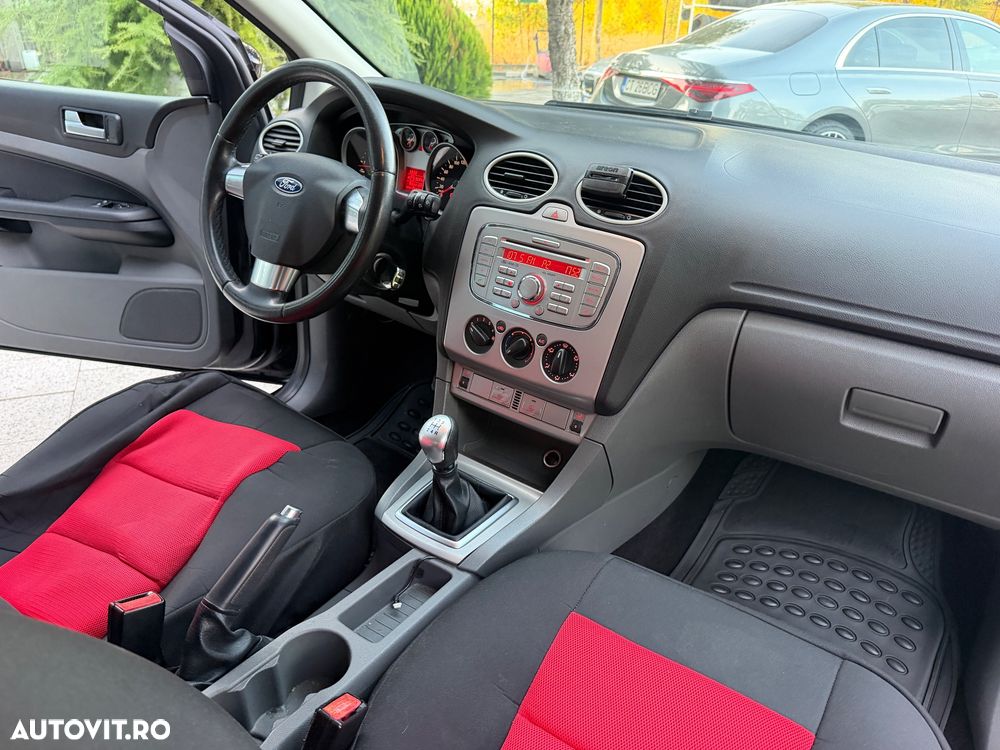Ford Focus - 6