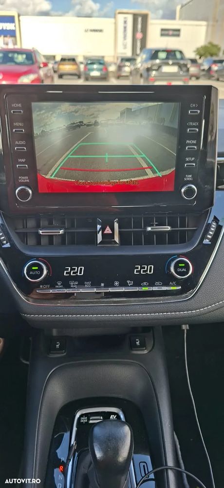 Toyota Corolla 1.8 HSD TS Dynamic - 11