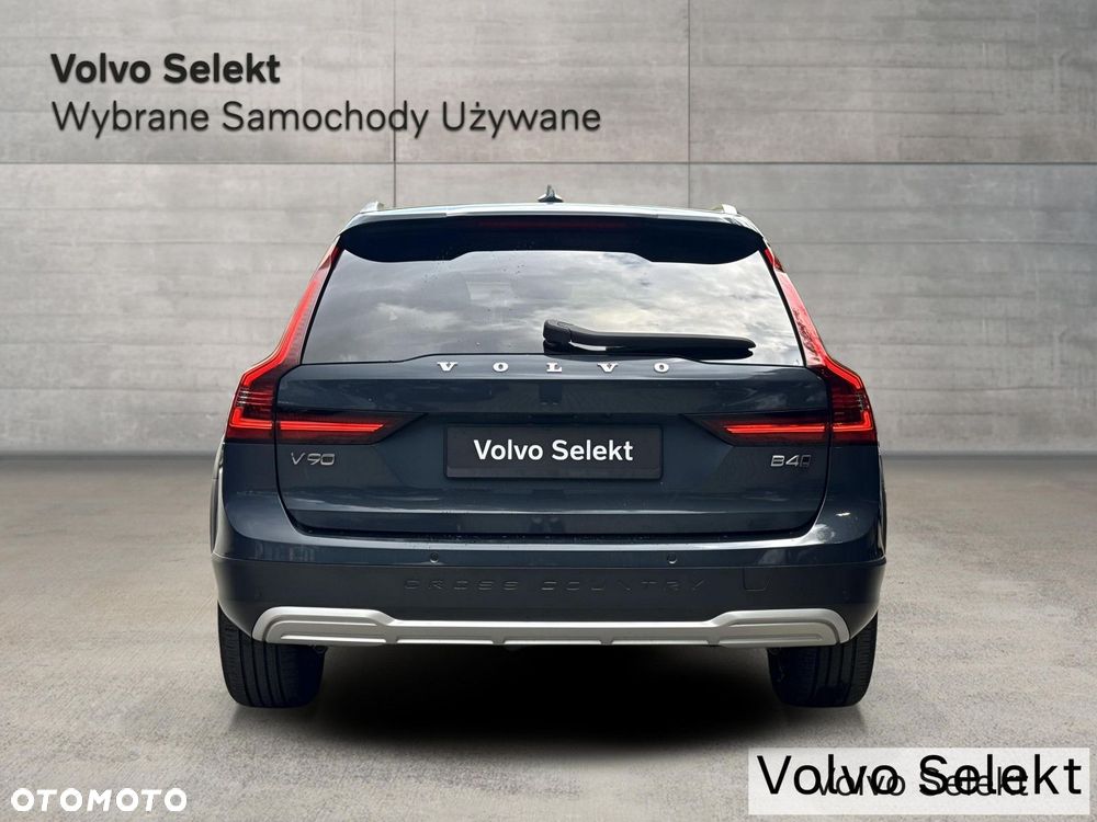Volvo V90 Cross Country - 7